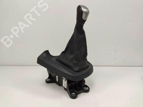 Used Gear lever FORD FIESTA VI (CB1, CCN) 1.4 TDCi (70 hp) 10686578