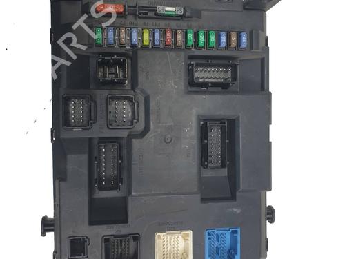 fuse-box-citroen-c3-ii-sc_-2009-38433435 main image