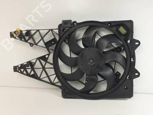 Used Radiator fan FIAT DOBLO Bus (263_) 1.3 D Multijet (263AXC1A) (90 hp) 30450590