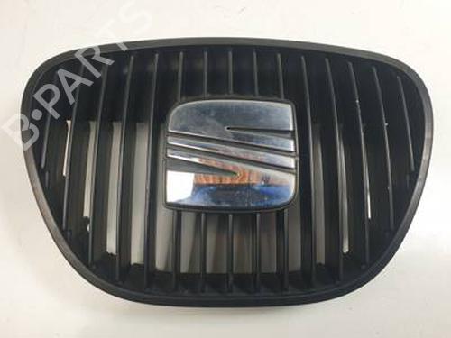 Gitter für SEAT IBIZA III (6L1) 1.4 TDI (75 hp) 31272337