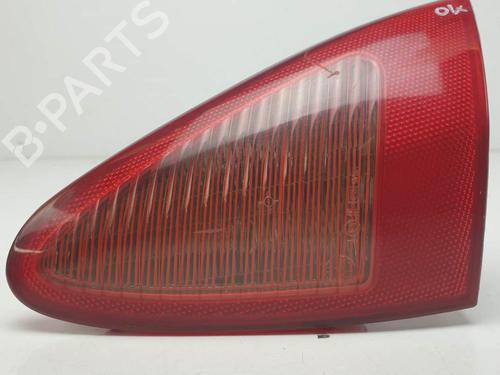 Used Right tailgate light Right tailgate light ALFA ROMEO 147 (937_) 1.6 16V T.SPARK ECO (937.AXA1A, 937.BXA1A) (105 hp) 24990076 24990076