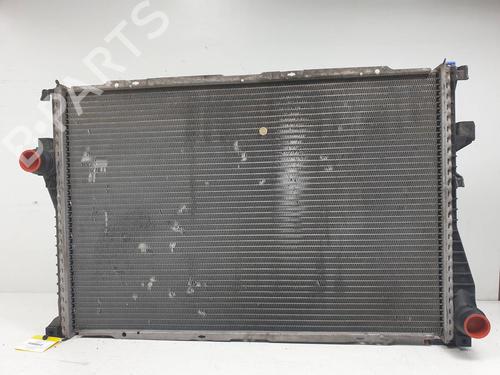 Used Water radiator Water radiator 37286642 37286642