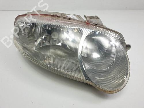 Højre forlygte Højre forlygte ALFA ROMEO 147 (937_) 1.6 16V T.SPARK (937.AXA1A, 937.AXB1A, 937.BXB1A) (120 hp) 12357047 12357047