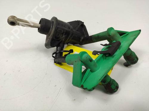 Used Clutch slave cylinder Clutch slave cylinder FORD FOCUS I (DAW, DBW) [1998-2009] 13956382 13956382