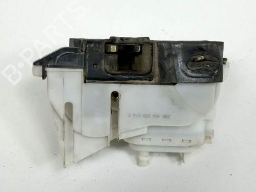 Vergrendeling rechts achter VW POLO III (6N1) 60 1.4 (60 hp) 7829381
