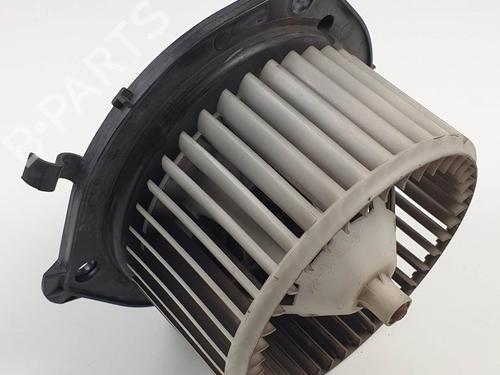 Used Heater blower motor Heater blower motor IVECO DAILY III Van 35 S 15 V, 35 C 15 V (A6HCV3B2, A6HBV4B2, A6HC41B2,... (146 hp) 24989322 24989322