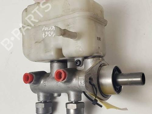 Used Brake master cylinder Brake master cylinder 19030716 19030716