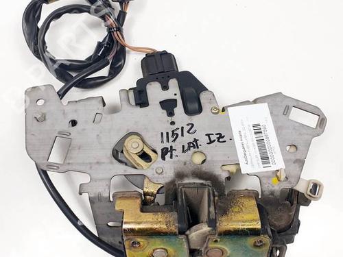 Rear left lock CHRYSLER VOYAGER IV (RG, RS) 2.5 CRD | BP17545435C100 