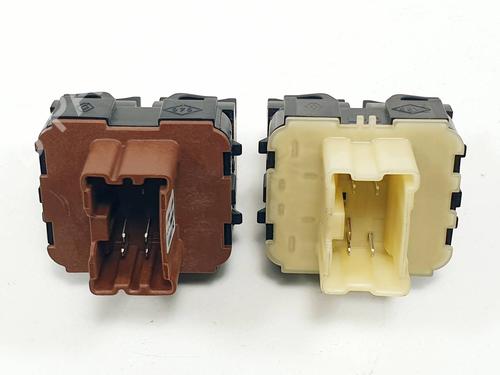 Left front window switch RENAULT CLIO IV (BH_) 0.9 TCe 90 (BHNF, BHMA, BHMH, BHJK, BHJR) | BP30769351I27 - Image 2