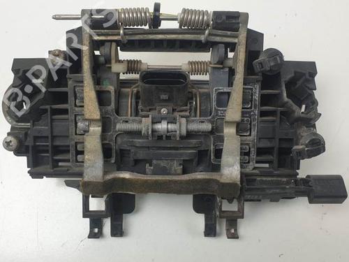 Venstre foran utvendig håndtak AUDI A8 D3 (4E2, 4E8) 4.2 quattro | BP24933844C128 