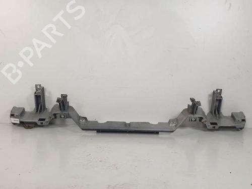 Used Crossmember JAGUAR XJ (X350, X358) 3.0 (238 hp) 18029189