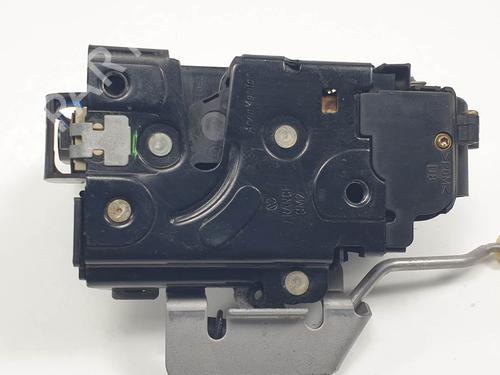 front-right-lock-audi-a6-c5-4b2-4b4-1997-1998-1999-2000-2001-2002-2003-2004-2005-24537451 main image