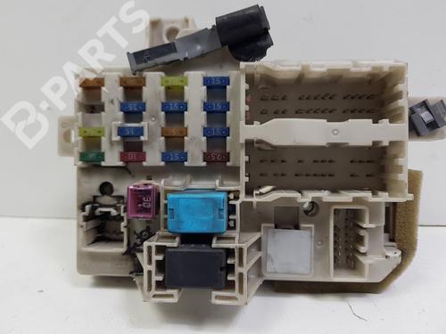 Used Fuse box Fuse box MAZDA 6 Hatchback (GG) 2.0 DI (GG14) (136 hp) 10632781 10632781
