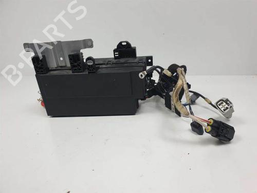 Fuse box JAGUAR XE (X760) 2.0 D | BP10727856E1 