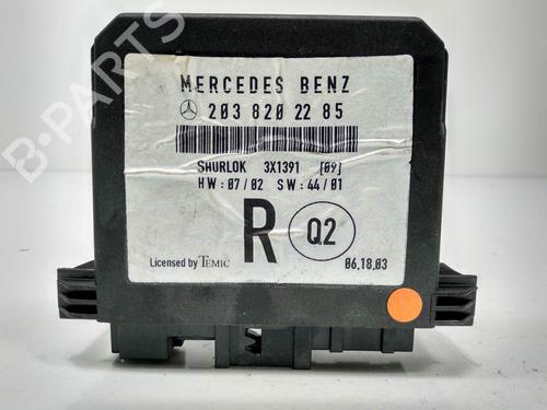 Used Control unit Control unit MERCEDES-BENZ C-CLASS (W203) C 200 CDI (203.004) (116 hp) 8418015 8418015