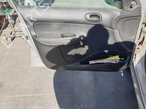 Fuse box PEUGEOT 206 Hatchback (2A/C) 1.4 LPG | BP17326615E1 