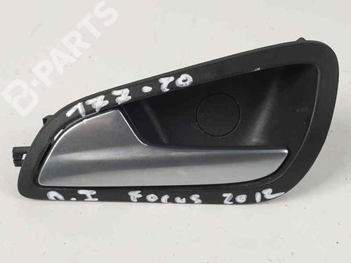 Used Front left interior door handle Front left interior door handle FORD FOCUS III 1.6 Ti (125 hp) 6843369 6843369