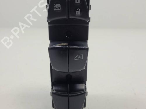 Used Left front window switch Left front window switch NISSAN JUKE (F15) 1.6 (117 hp) 40175808 40175808