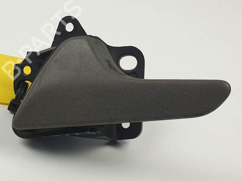 Used Front left interior door handle Front left interior door handle MERCEDES-BENZ SPRINTER 3,5-t Van (B906) 311 CDI (906.631, 906.633, 906.635, 906.637) (109 hp) 24930052 24930052