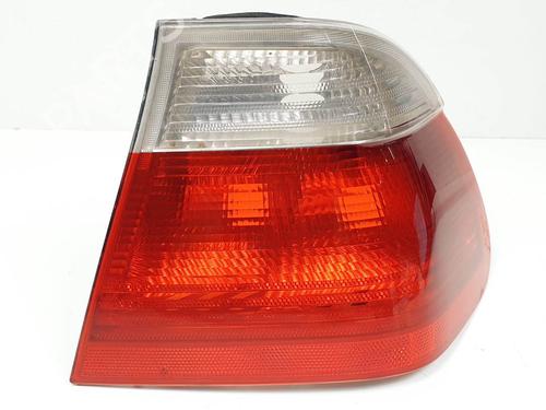 right-taillight-bmw-3-e46-320-d-8383822-230022r1-halogeno-1997-1998-1999-2000-2001-2002-2003-2004-2005-20301786 main image