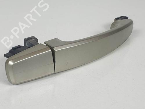 Używane Klamka zewnętrzna drzwi przednich prawych OPEL CORSA D (S07) 1.3 CDTI (L08, L68) (75 hp) 12376239