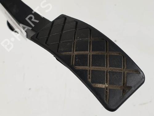Used Pedal Pedal VW NEW BEETLE Convertible (1Y7) 1.8 T (150 hp) 6944176 6944176