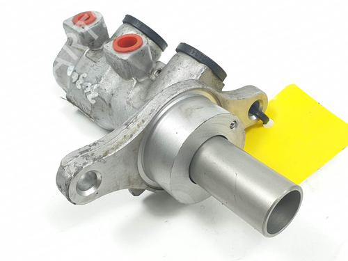 brake-master-cylinder-fiat-stilo-multi-wagon-192_-2003-2004-2005-2006-2007-2008-27272613 main image
