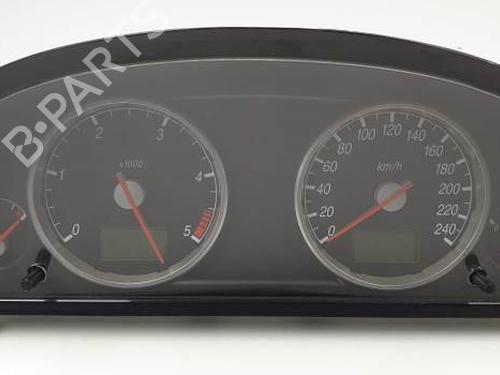 Used Instrument cluster FORD MONDEO III (B5Y) 2.0 16V DI / TDDi / TDCi (90 hp) 25138565