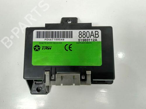 Used Comfort control module Comfort control module CHRYSLER PT CRUISER (PT_) 2.0 (141 hp) 8062504 8062504