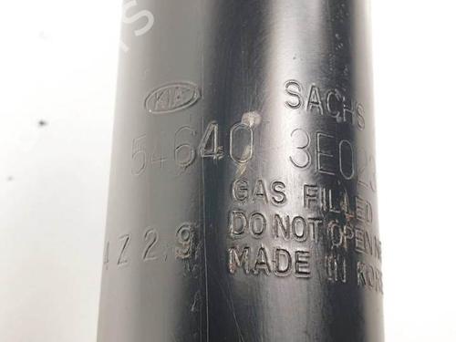 Right front shock absorber KIA SORENTO I (JC) 2.5 CRDi 4WD | BP17663430M17 