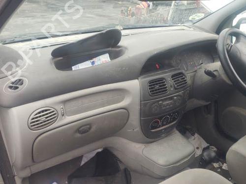 Achterlicht links RENAULT SCÉNIC I MPV (JA0/1_, FA0_) 1.6 (JA00, JA16, JA15, JA19, JA1V, JA2B, JA2C, JA0B,... | BP29245771C34 