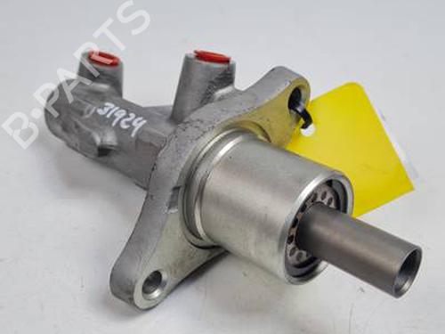 Used Brake master cylinder MINI MINI (R50, R53) One (90 hp) 31123616