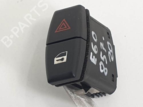Used Warning switch BMW 5 Touring (E61) 525 d (177 hp) 6860118