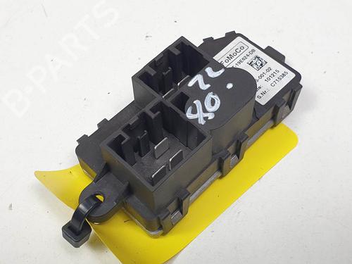 Used Heater resistor Heater resistor FORD KUGA I 2.0 TDCi 4x4 (163 hp) 11648783 11648783