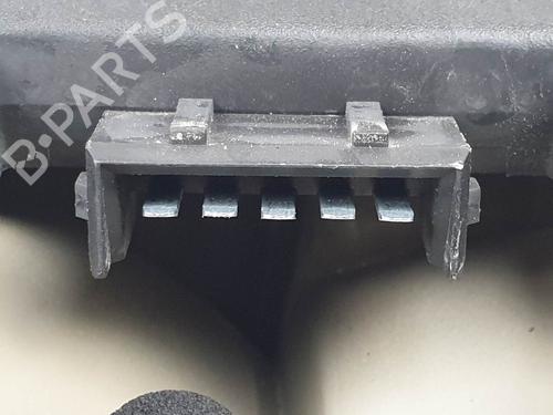  - Image 3