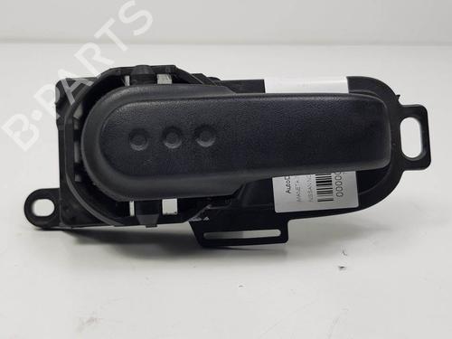 Used Front left interior door handle Front left interior door handle 11513827 11513827