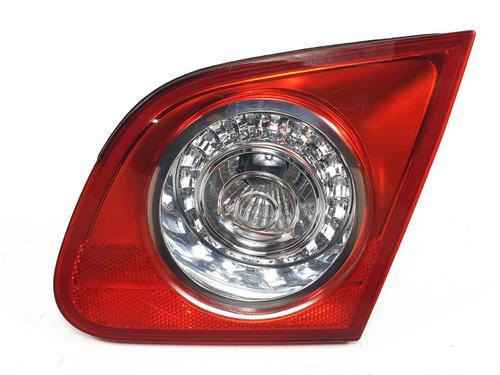 right-tailgate-light-vw-passat-b6-3c2-2005-2006-2007-2008-2009-2010-2011-25453632 main image