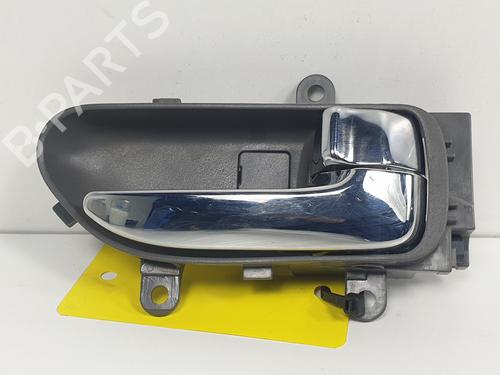 Used Front right interior door handle NISSAN X-TRAIL II (T31) 2.0 dCi 4x4 (150 hp) 11208574