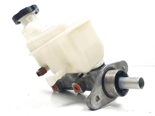 brake-master-cylinder-hyundai-i10-i-pa-2007-2008-2009-2010-2011-2012-2013-2014-2015-2016-2017-2018-26899978 main image