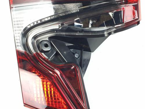 Used Left tailgate light Left tailgate light TOYOTA C-HR (_X1_) 2.0 Hybrid (MAXH10) (184 hp) 24340482 24340482