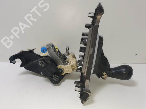 Used Gear lever Gear lever HONDA CR-V III (RE_) 2.2 i-CTDi 4WD (RE6) (140 hp) 8930475 8930475