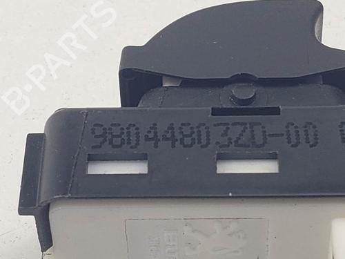 Right front window switch CITROËN C4 CACTUS 1.2 THP 110 | BP24914963I26 - Image 3