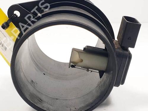 Used Mass air flow sensor Mass air flow sensor LAND ROVER DISCOVERY III (L319) 2.7 TD 4x4 (190 hp) 18653595 18653595