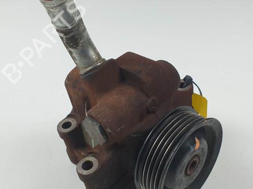 Used Steering pump FORD FIESTA V (JH_, JD_) 1.4 16V (80 hp) 25887734