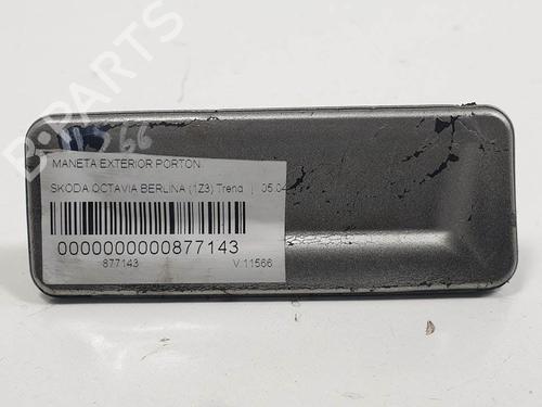 Used Tailgate handle Tailgate handle SKODA OCTAVIA II (1Z3) 1.9 TDI (105 hp) 13040588 13040588