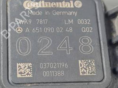 Mass air flow sensor MERCEDES-BENZ C-CLASS (W204) C 250 CDI (204.003) | BP30525210M95