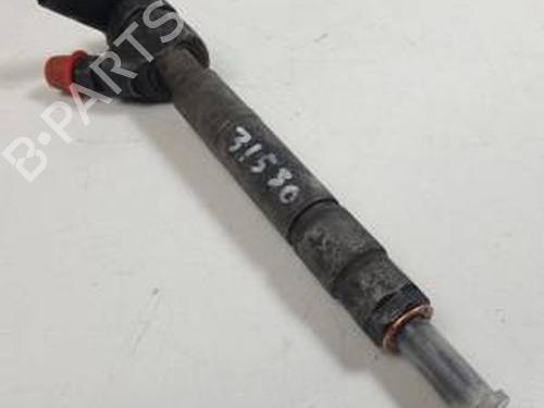 Used Injector MERCEDES-BENZ VITO Bus (W638) 108 CDI 2.2 (638.194) (82 hp) 31181014