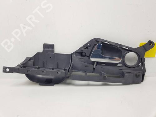 Used Front left interior door handle Front left interior door handle 36661710 36661710