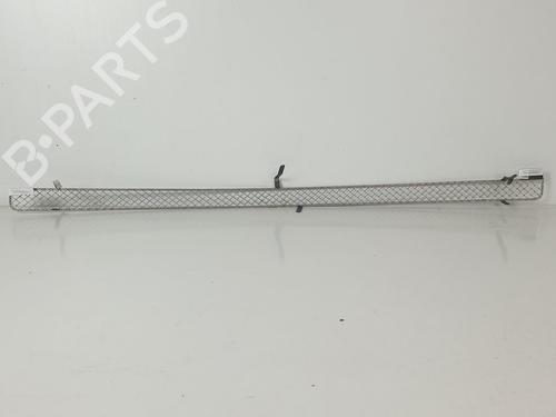Grill LAND ROVER RANGE ROVER III (L322) 3.0 D 4x4 | BP16499143C40 