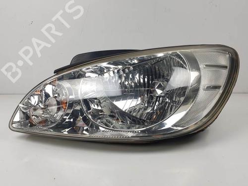 Left headlight HYUNDAI GETZ (TB) 1.1 | BP27604328C28 
